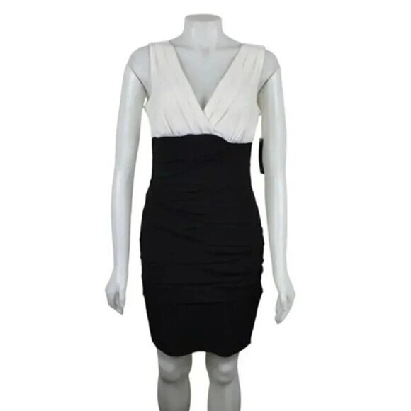 NWT Saint Tropez West Dress Bodycon Black  Cream Sleeveless Size 10 - Picture 1 of 12